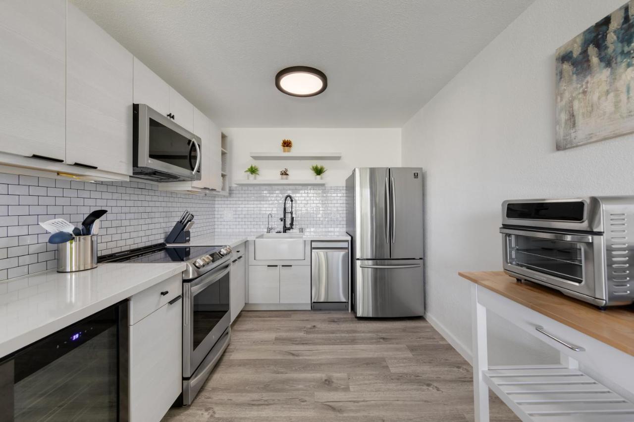 Newly Renovated Condo With Sup Paddle Boards And Golf Clubs Included Kailua-Kona Extérieur photo