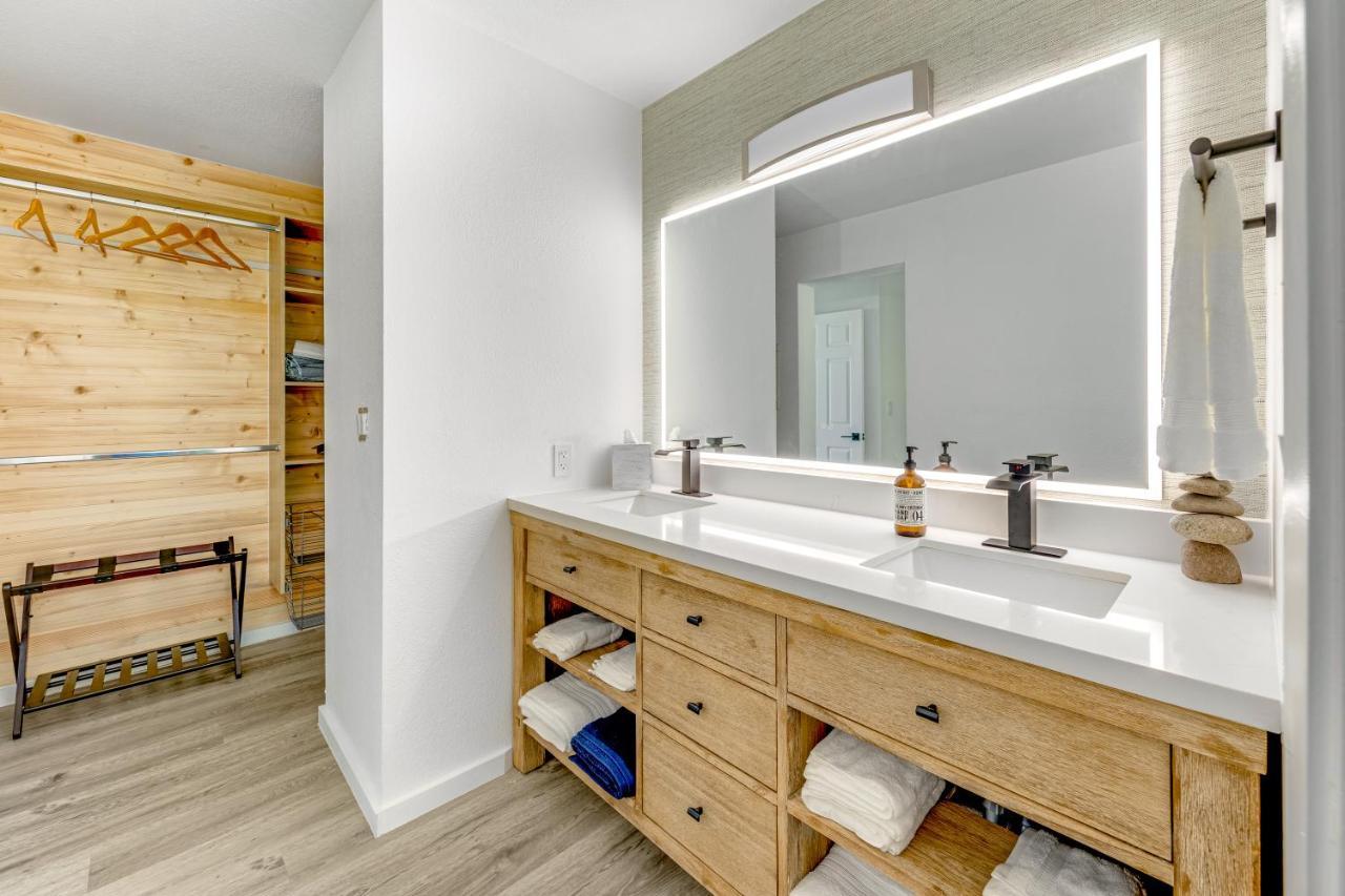 Newly Renovated Condo With Sup Paddle Boards And Golf Clubs Included Kailua-Kona Extérieur photo